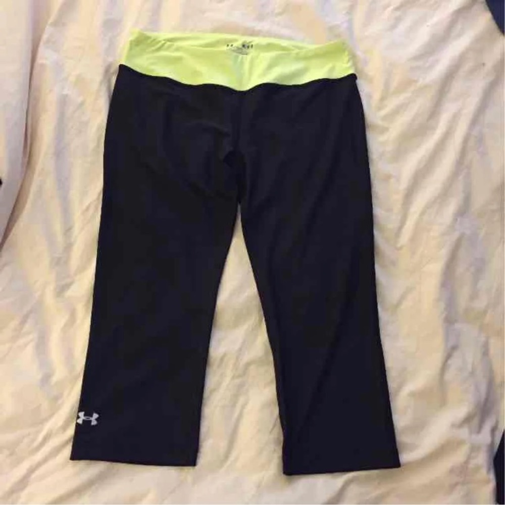Under Armour Cropped Work Out Pant